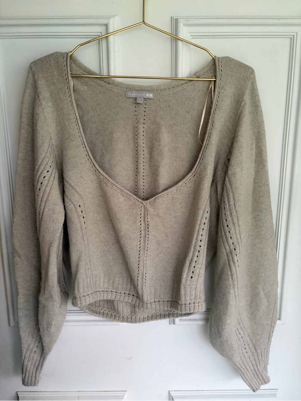 Open V-Neck Lightweight Knit Sweater in Taupe